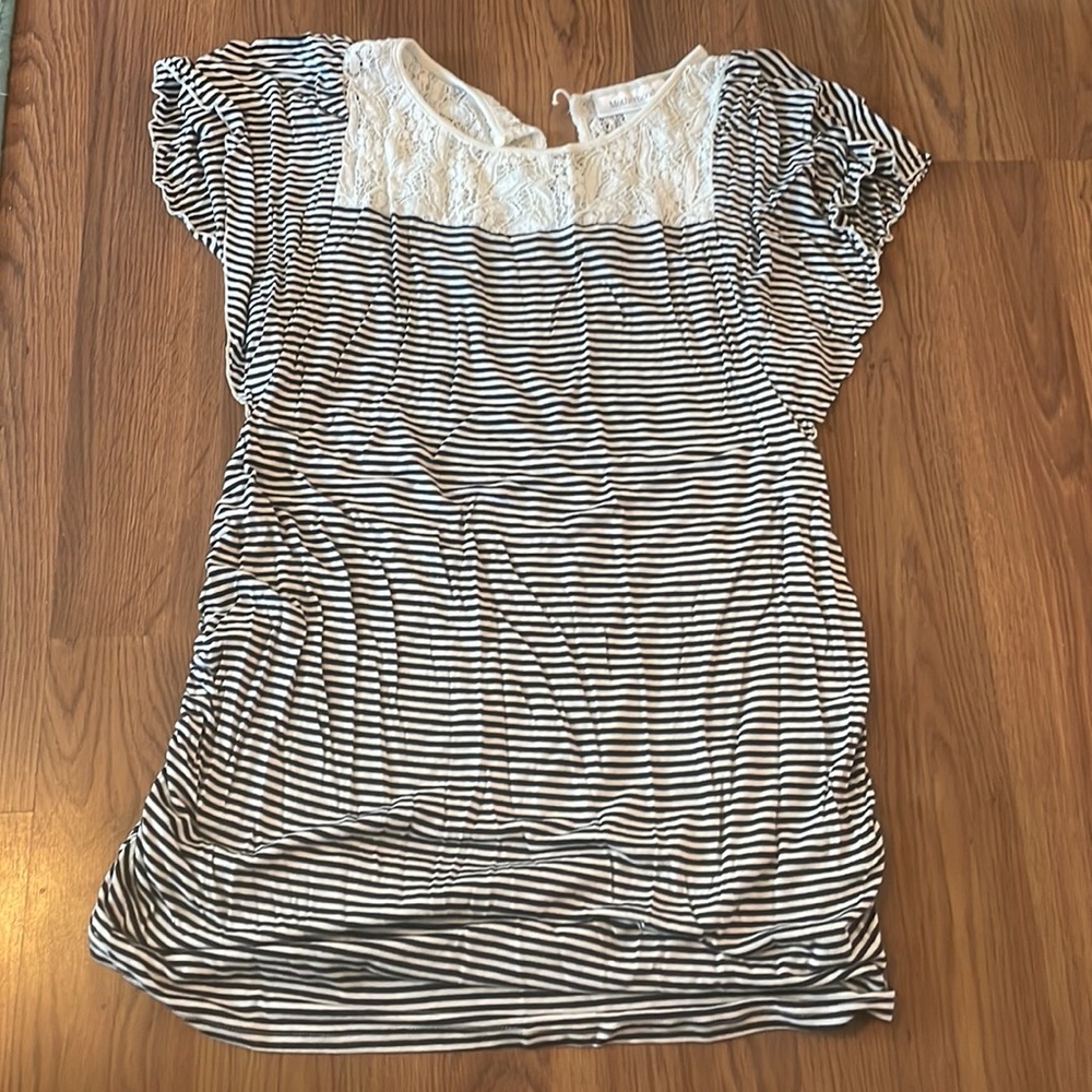 Motherhood Maternity shirt L